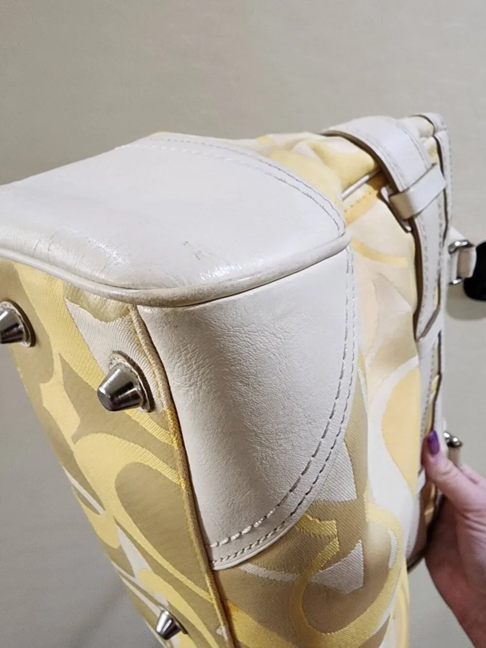 Coach Hampton Optic Signature Stripe Yellow White Double Handle Shoulder Bag